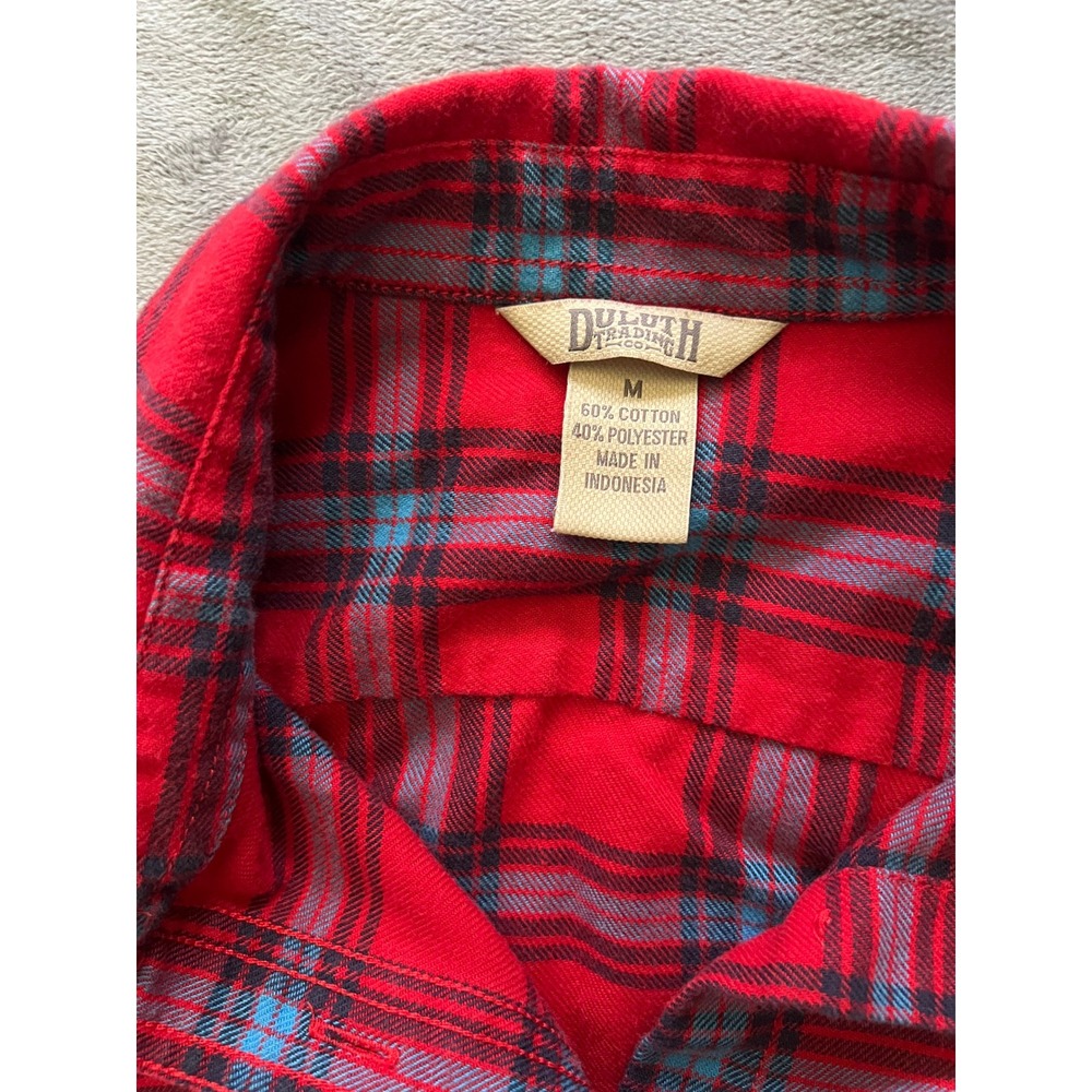 Duluth Trading Co Womens Red‎ Blue Plaid Flannel  Shirt Roll Tab Sleeve M - Picture 3 of 9
